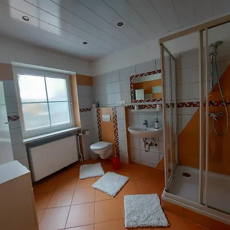 Bed & Breakfast Haus Emily Schladming