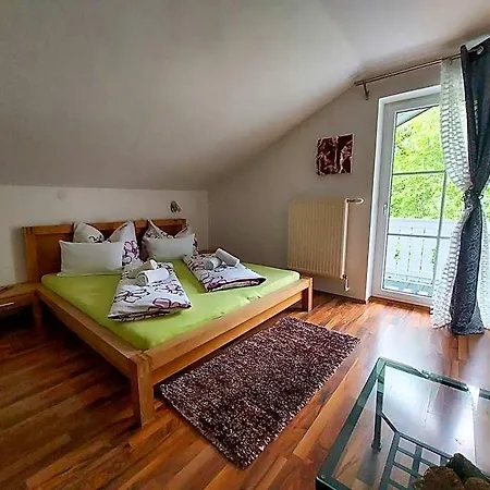 Bed & Breakfast Haus Emily 3*