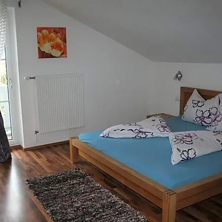 Bed & Breakfast Haus Emily