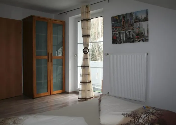 Haus Emily Bed & Breakfast 3*