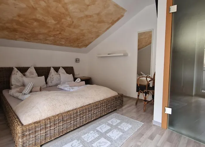 Bed & Breakfast Haus Emily